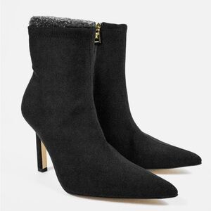 Good American neoprene pointed black booties size 9.5